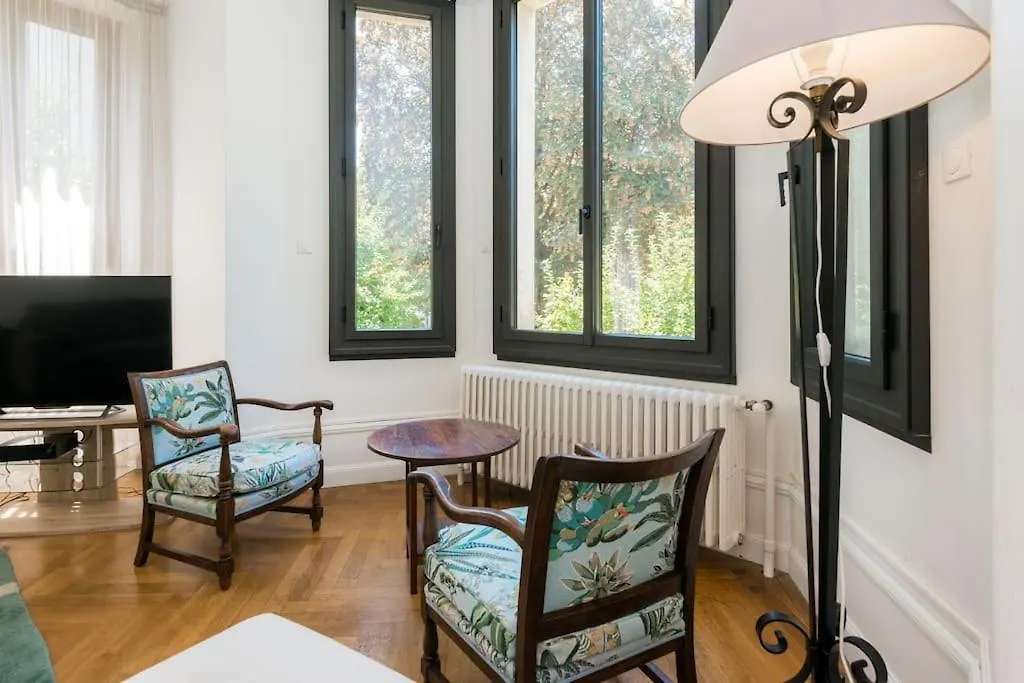 Belle Villa Savoyarde Typique Lac 4 Mn A Pied Annecy