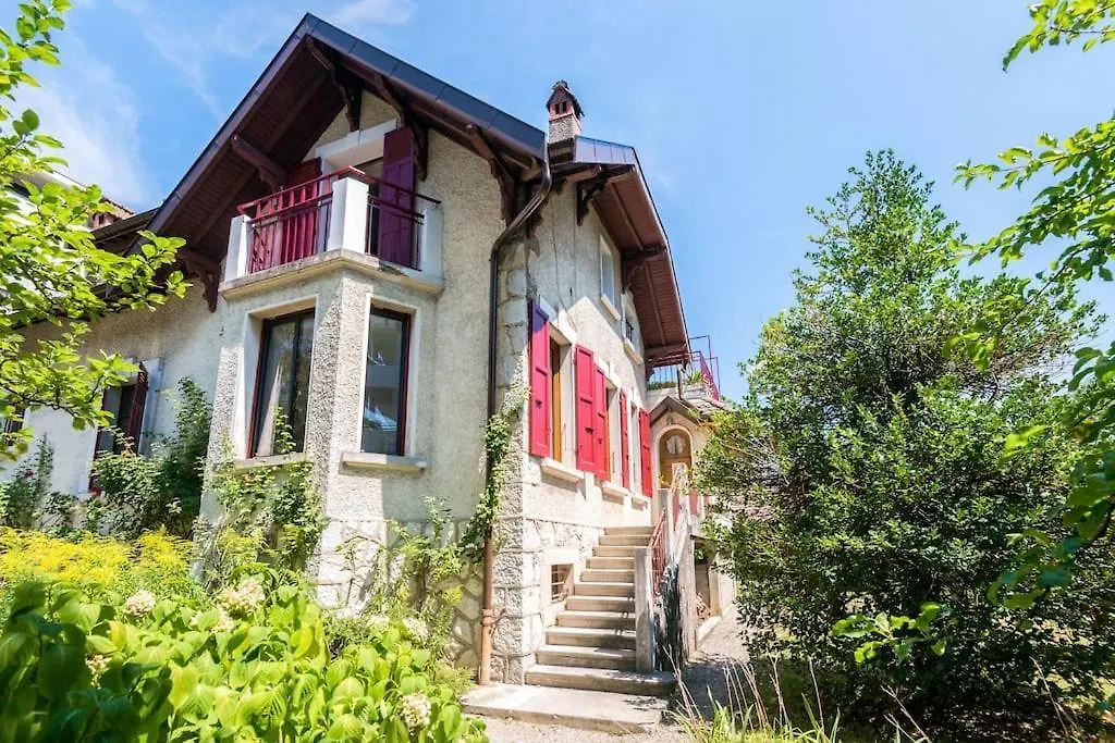 Belle Villa Savoyarde Typique Lac 4 Mn A Pied Annecy