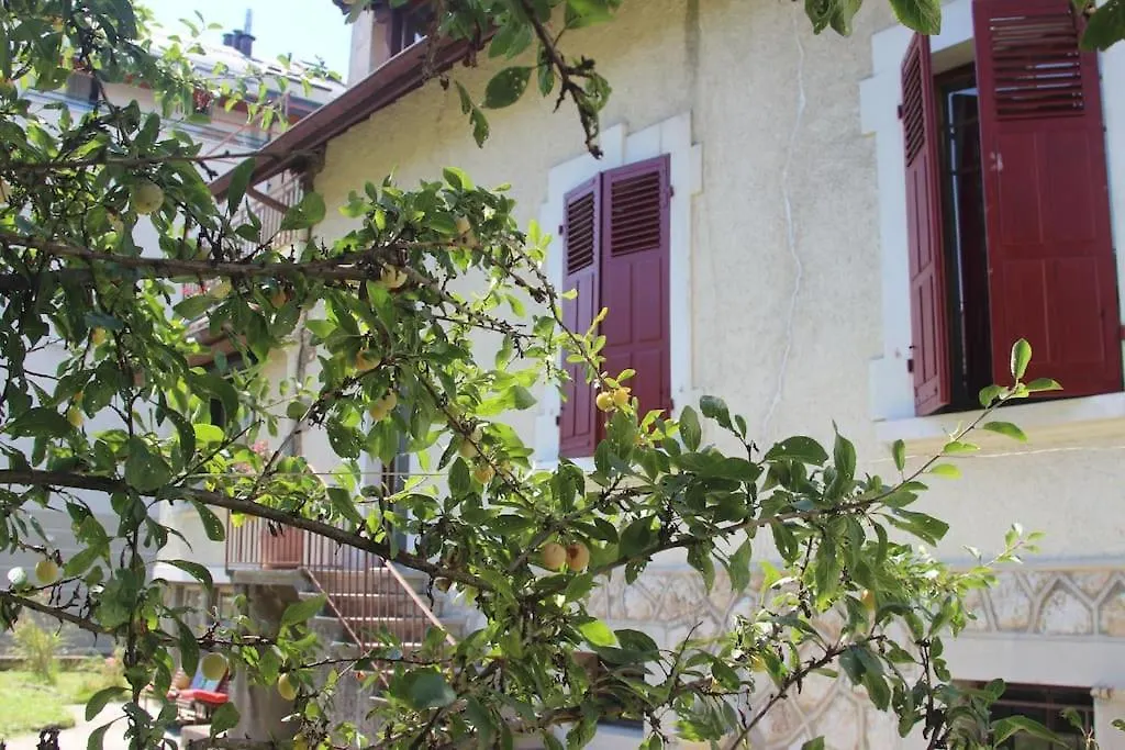 Belle Villa Savoyarde Typique Lac 4 Mn A Pied Annecy