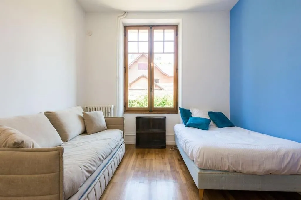 Belle Villa Savoyarde Typique Lac 4 Mn A Pied Annecy