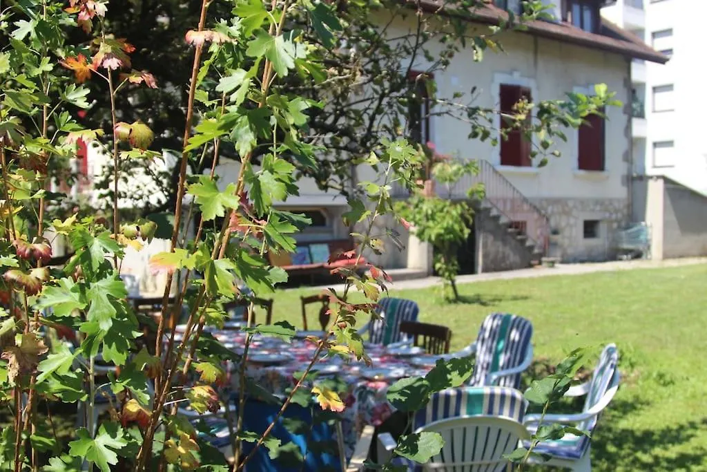 Belle Villa Savoyarde Typique Lac 4 Mn A Pied Annecy